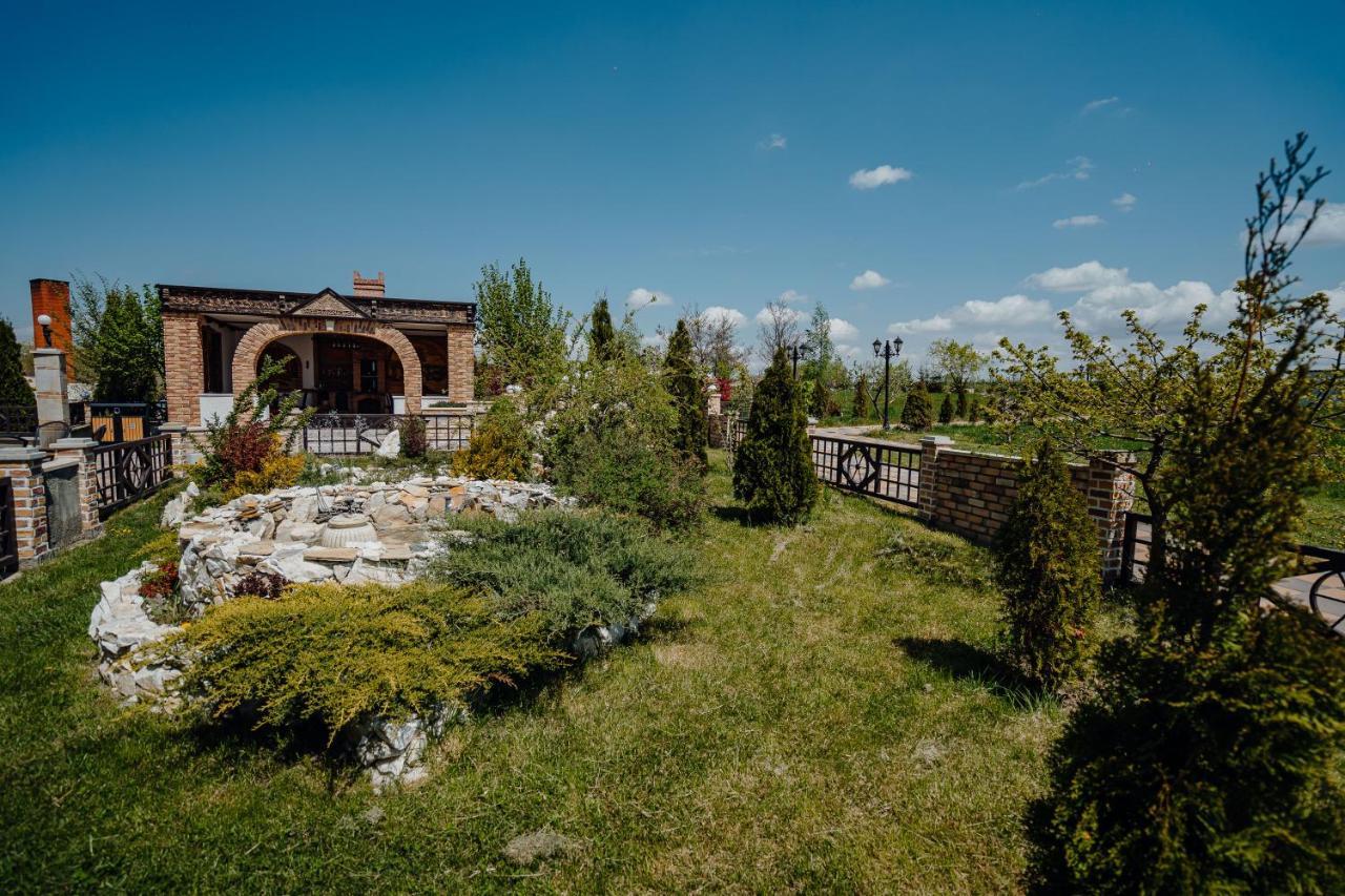 Pensiunea Eden Agapia Buitenkant foto