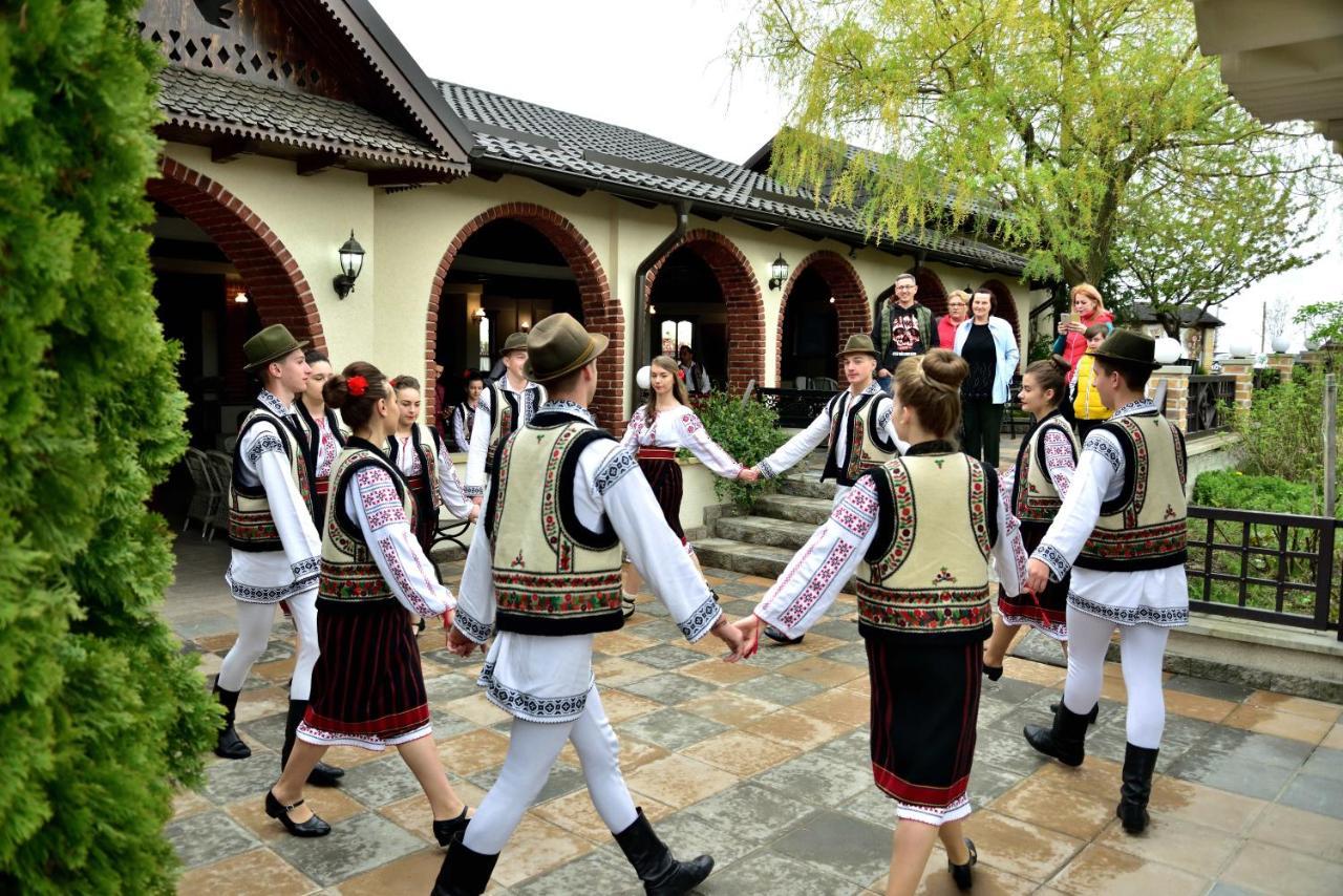 Pensiunea Eden Agapia Buitenkant foto